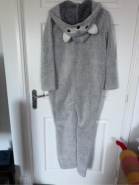 Etam Grey Cat Hooded Fleece Onesie – Size M
